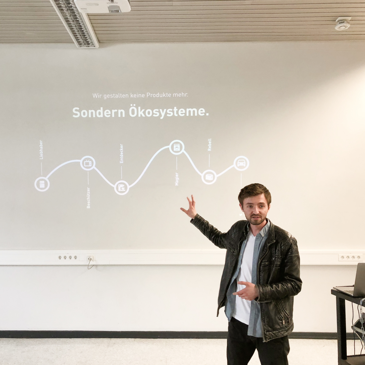 enes-uenal-h-da-hochschule-darmstadt-lectures-storytelling-usability